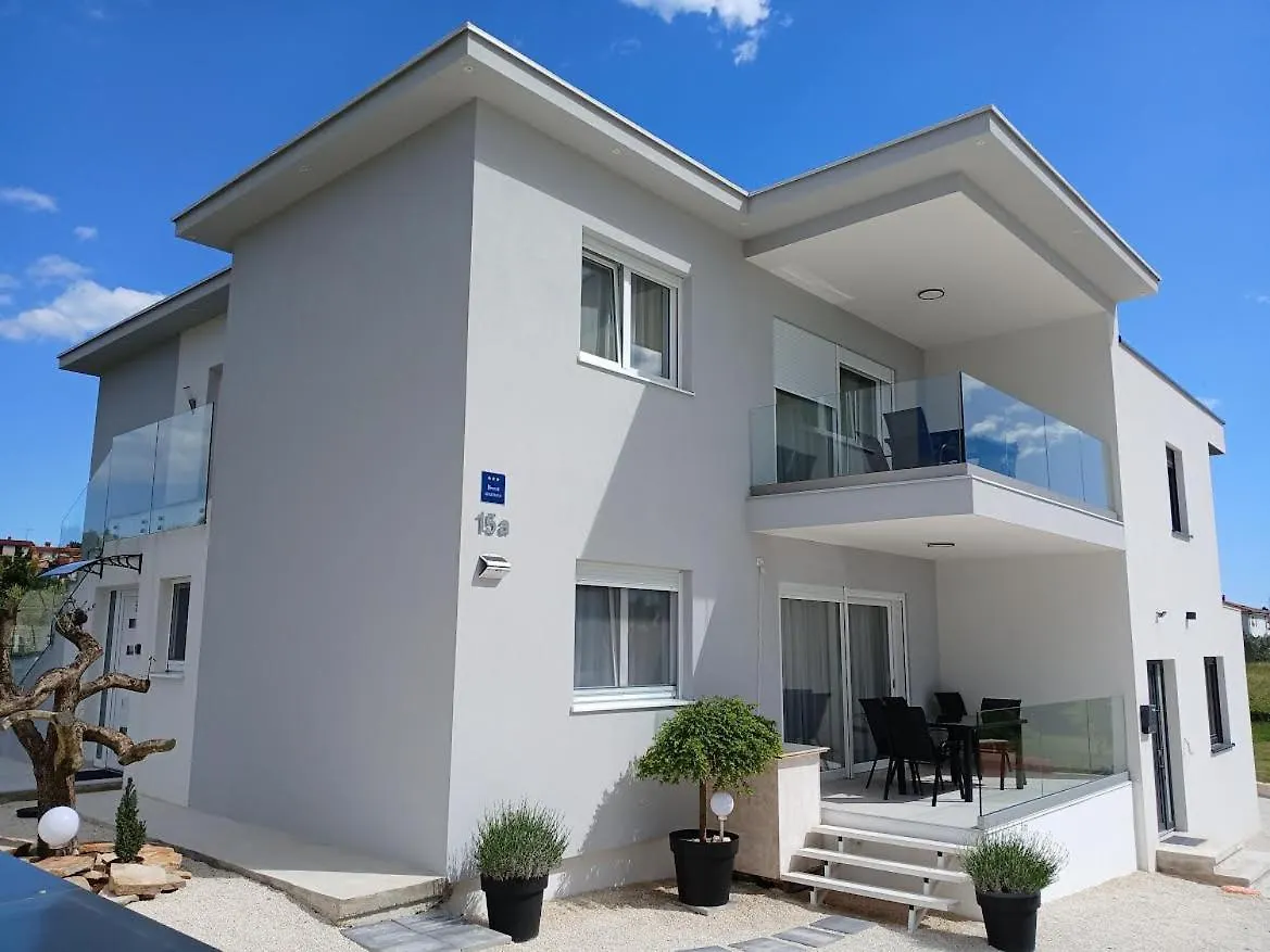 Villa Veluana Apartment 2 With Terrace Πούλα 0*,